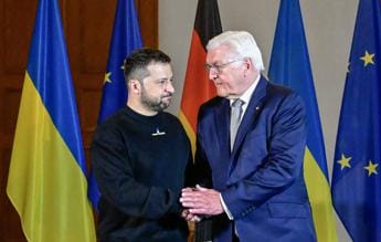 Ucraina, Zelensky a Berlino per parlare di “armi, ricostruzione, Ue e Nato”