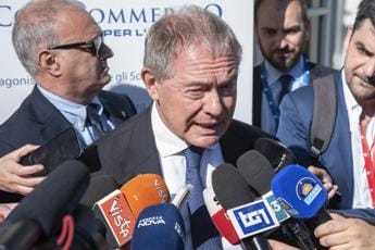Urso: “Fondo sovrano europeo e superamento normative Ue per materie critiche”
