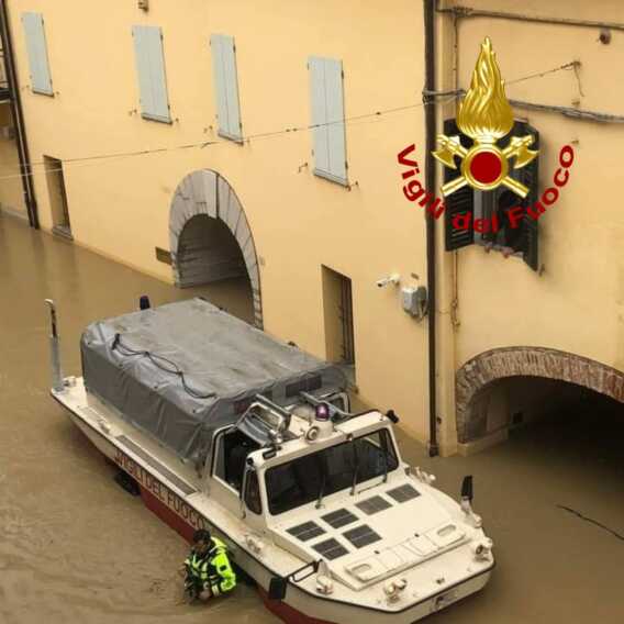 Galleria foto 'Alluvione in Romagna: da Lecce i soccorritori acquatici per prestare aiuto alle popolazioni colpite – FOTO e VIDEO' - foto 1