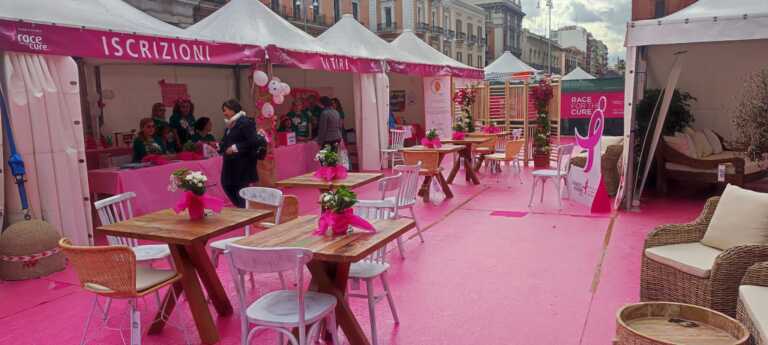 Bari, apre il Villaggio della Salute: tutto pronto per la Race for the Cure per la lotta al tumore al seno – VIDEO