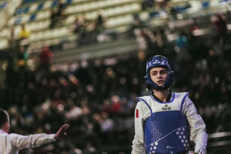 Mondiali di taekwondo, Dell’Aquila eliminato ai quarti: il mesagnese abbandona contro il giordano Altaryeh