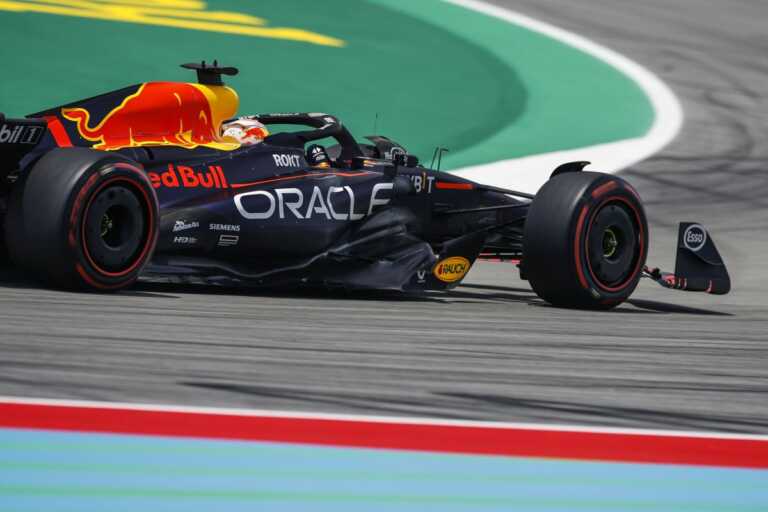 Galleria foto 'Gp Spagna, Verstappen più veloce in FP2 davanti ad Alonso' - foto 1