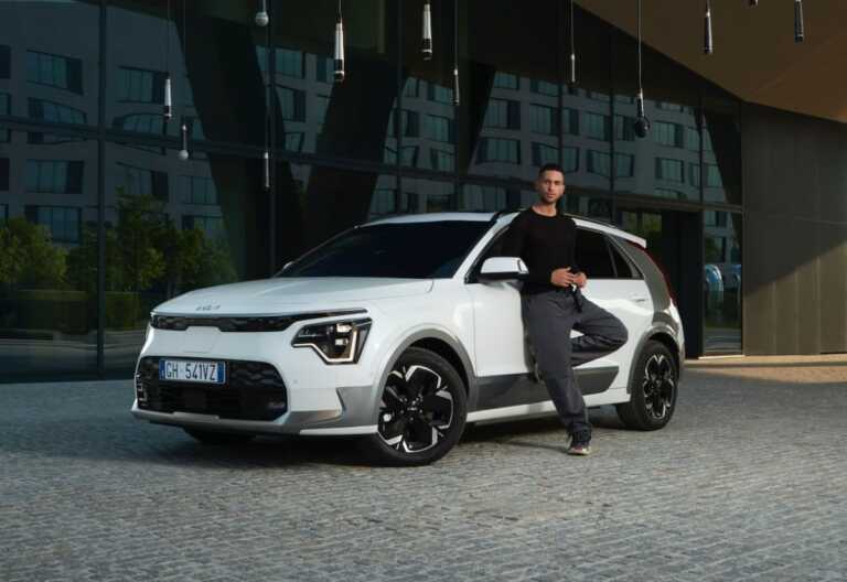 Kia Italia si aggiudica NC Awards con la campagna “Kia+Mahmood”