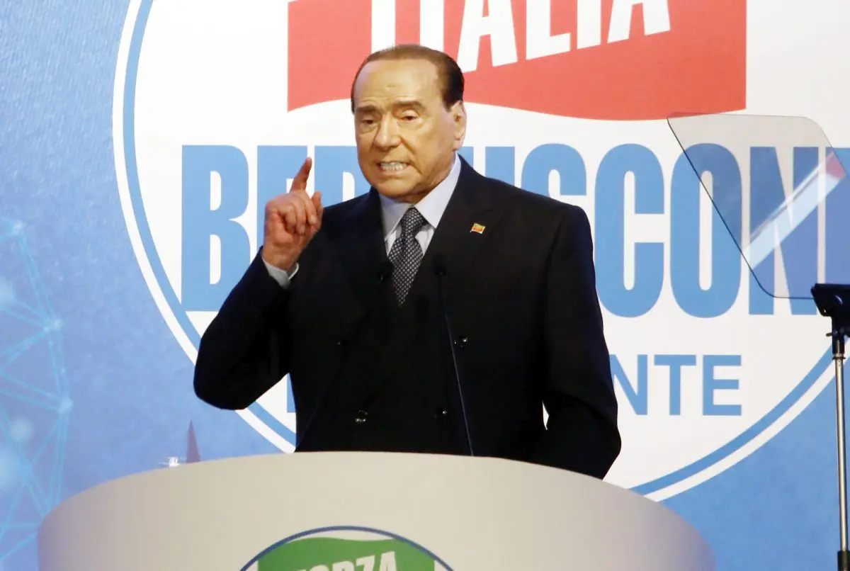 Galleria foto 'Berlusconi, medici “Accertamenti programmati, nessun allarme”' - foto 1