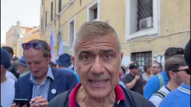 Galleria foto 'Pecoraro Scanio “Costruire l’alternativa alle destre”' - foto 1