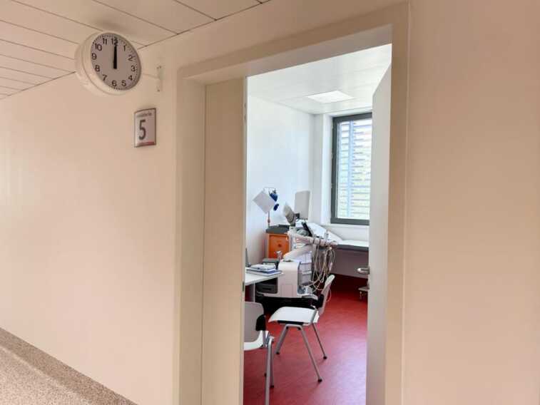Galleria foto 'Bari, Asclepios 3 pronto ad accogliere i pazienti: via al trasferimento di ambulatori e reparti del Policlinico' - foto 1