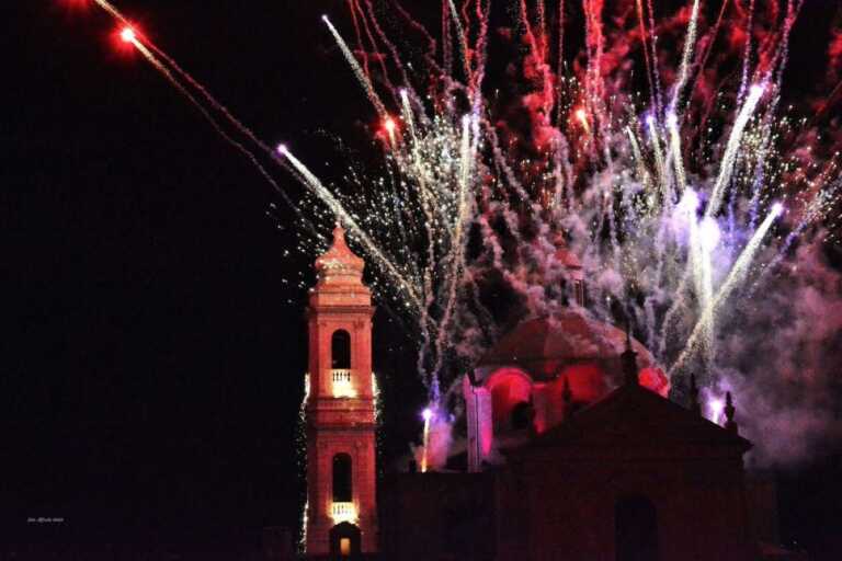 A Locorotondo arriva ‘LUMinARIA’: fra danza, musica e fuochi barocchi al chiaro di luna