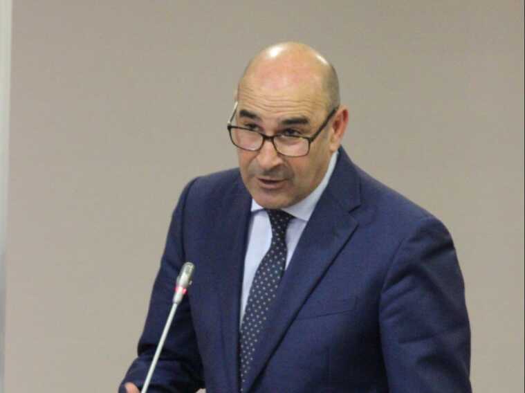 Galleria foto 'Concorso ad Avellino, consigliere Cifarelli (Pd) sbotta: «Sede lucana per le selezioni pubbliche»' - foto 1