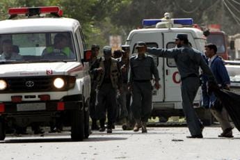 Galleria foto 'Afghanistan, quasi 80 studentesse avvelenate e ricoverate' - foto 1