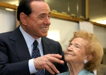 Galleria foto 'Berlusconi, da mamma Rosa a Marta Fascina: tutte le donne del Cav' - foto 1