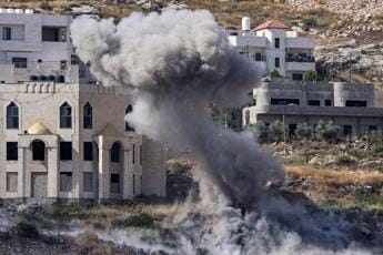 Galleria foto 'Cisgiordania, raid soldati Israele a Jenin: 5 palestinesi uccisi negli scontri, oltre 60 feriti' - foto 1