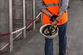 Galleria foto 'Cuneo, grave incidente sul lavoro a Busca: morto operaio' - foto 1