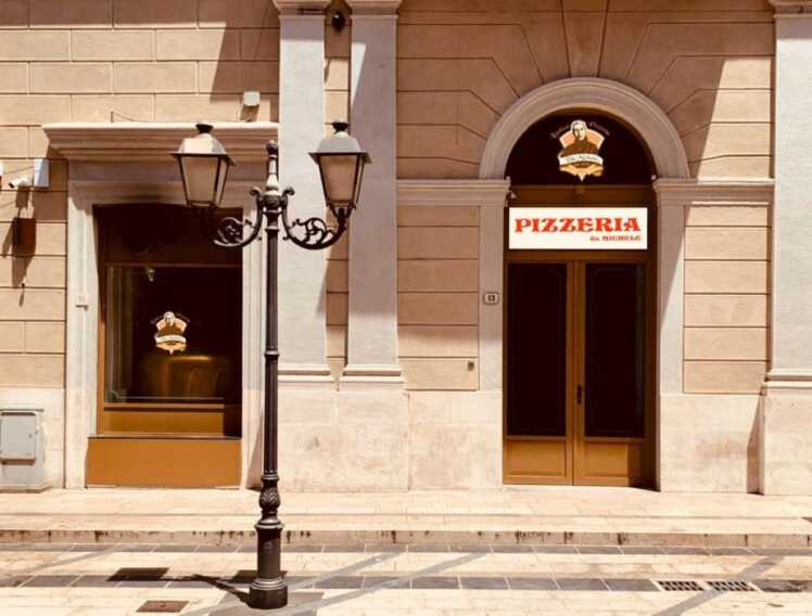 “Da Michele” apre anche a Taranto: terza sede in Puglia per l’antica pizzeria nata a Napoli