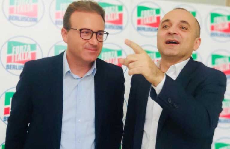 Forza Italia, nel weekend gazebo in 40 piazze pugliesi per il tesseramento: «Nel solco di Berlusconi»