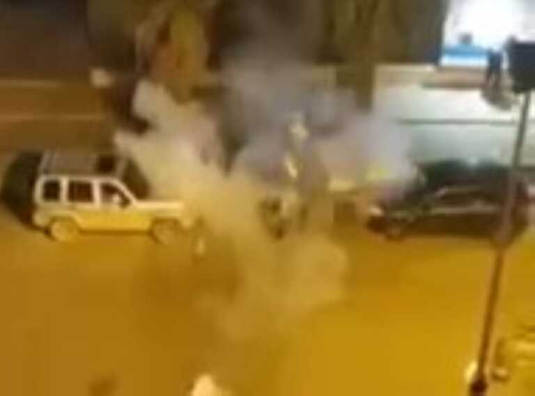 Bomba carta in un cassonetto per la raccolta degli indumenti ad Andria: Daspo urbano per 3 giovani – VIDEO