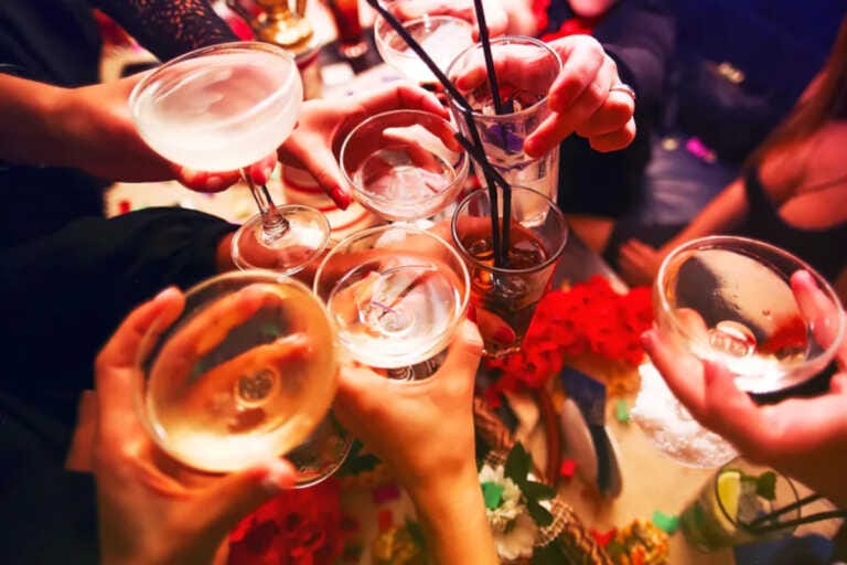 Movida nella Bat, gli imprenditori: «Per musica e alcol orari e vincoli troppo restrittivi»