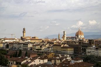 Galleria foto 'Firenze, stop nuovi affitti brevi in area Unesco del centro storico' - foto 1