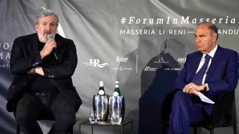 Galleria foto 'Emiliano al “Forum in Masseria” dialoga con Bruno Vespa su PNRR, G7 e autonomia – FOTO e VIDEO' - foto 4