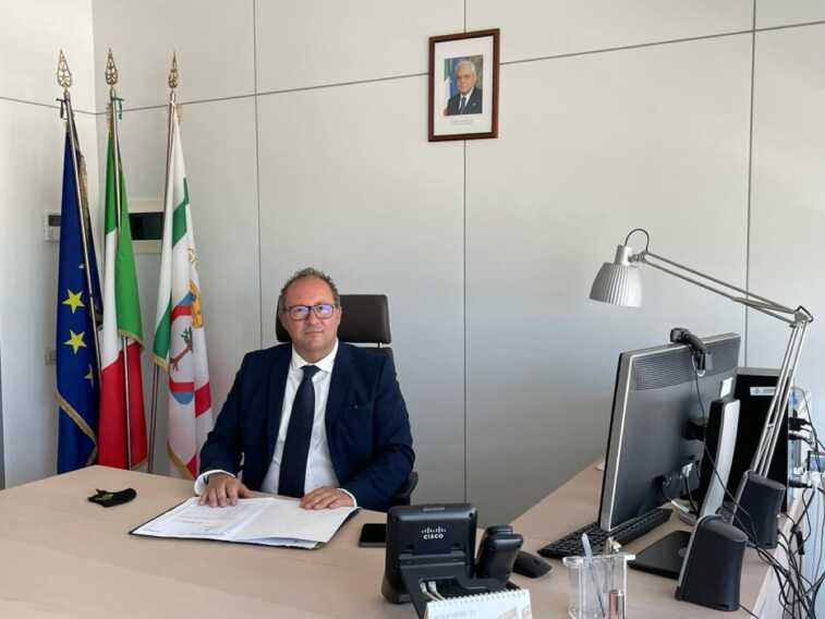 Consiglio regionale della Puglia: Francesco La Notte lascia la maggioranza di Emiliano e passa al Gruppo Misto