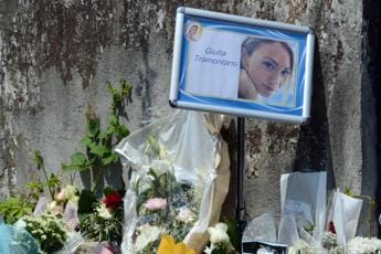Galleria foto 'Giulia Tramontano, test Dna e finti sms: i sotterfugi di Impagnatiello' - foto 1