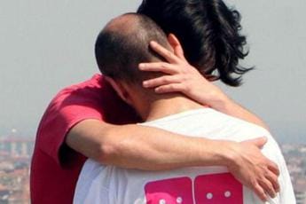 Galleria foto '“Guarda come ti ammazzo”, minacce e insulti a coppia gay a Pavia -Video' - foto 1
