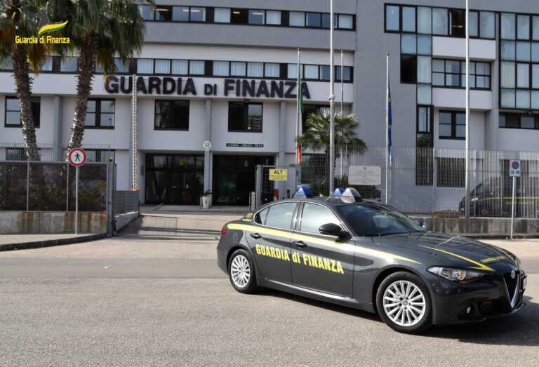 Barletta, sequestrati oltre 12mila prodotti non conformi a standard di sicurezza