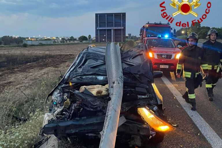 Schianto sulla statale 613 nella zona industriale di Lecce: un 35enne in ospedale