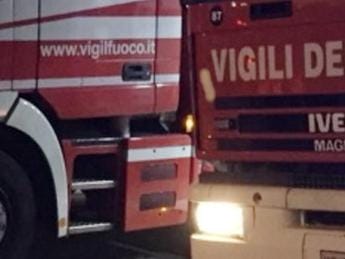 Galleria foto 'Incidente Roma, tir contromano a Grottaferrata: 6 feriti, 2 sono gravi' - foto 1