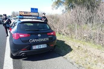Galleria foto 'Incidente su Raccordo autostradale di Avellino, scontro fra auto: un morto' - foto 1