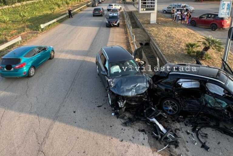 Galleria foto 'Scontro tra due auto sulla circonvallazione di Turi, c’è un’altra vittima: muore in ospedale una 66enne' - foto 1