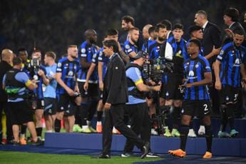 Galleria foto 'Inter, da La Russa a Malpezzi rientro mesto per onorevoli nerazzurri' - foto 1
