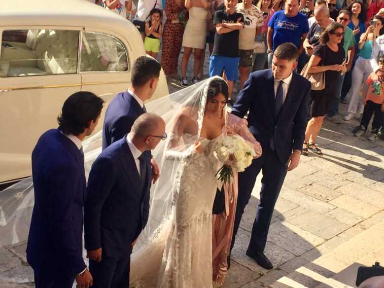 Galleria foto 'Virginia Mihajlovic e Alex Vogliacco sposi a Monopoli. Poi la festa in masseria a Ostuni – FOTO' - foto 6