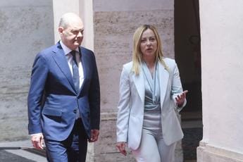 Galleria foto 'Meloni riceve Scholz a Palazzo Chigi: “Vecchie regole Ue superate, Cancelliere d’accordo”' - foto 1