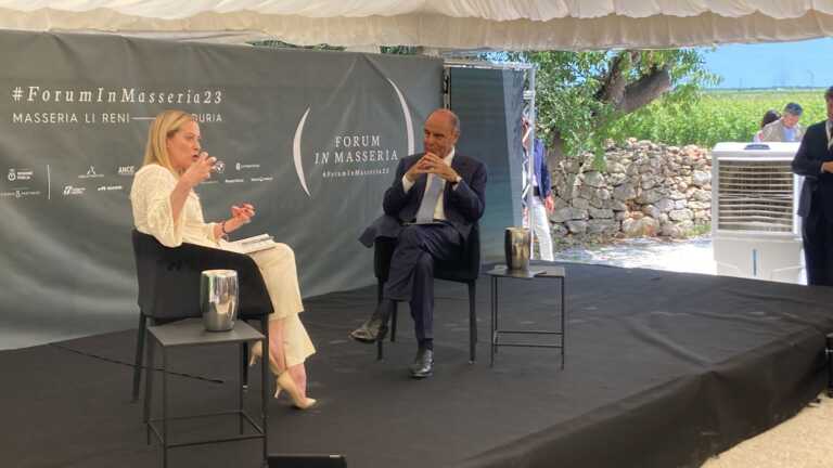 Meloni a Manduria per il Forum in masseria: con Vespa dialogo sull’Italia che verrà