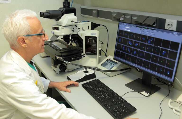 Un supermicroscopio per la diagnosi delle malattie oncoematologiche: la donazione dell’Ail a “Casa sollievo”