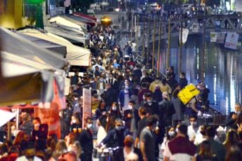 Galleria foto 'Movida nociva per la salute, Cassazione: “Comuni paghino i danni”' - foto 1