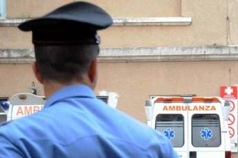 Galleria foto 'Napoli, clochard picchiato a morte a Pomigliano. Al vaglio immagini telecamere' - foto 1