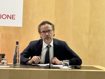 Natalità, Rosina: “L’emergenza è il degiovanimento, nulla è stato fatto contro squilibri demografici”