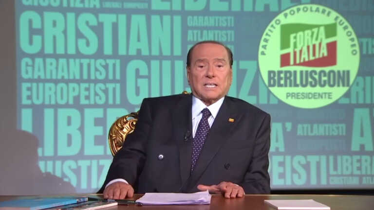 Galleria foto 'Addio a Berlusconi, dall’edilizia alle tv ha costruito un impero' - foto 1