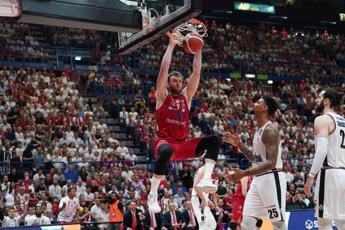 Galleria foto 'Olimpia-Virtus 79-72 in gara 5, Milano avanti 3-2 in finale scudetto' - foto 1