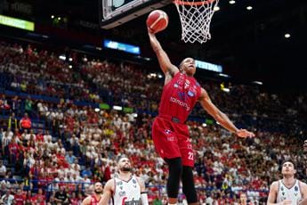 Galleria foto 'Olimpia-Virtus 79-76, Milano avanti 2-0 in finale scudetto' - foto 1