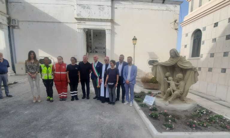 Manfredonia, l’arte “vaccina” il Covid nel ricordo delle vittime: l’opera di Valentina Cavadini