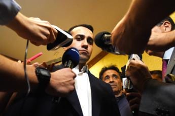 Galleria foto 'Primo giorno per Di Maio rappresentante per il Golfo, l’esordio anche su Twitter' - foto 1