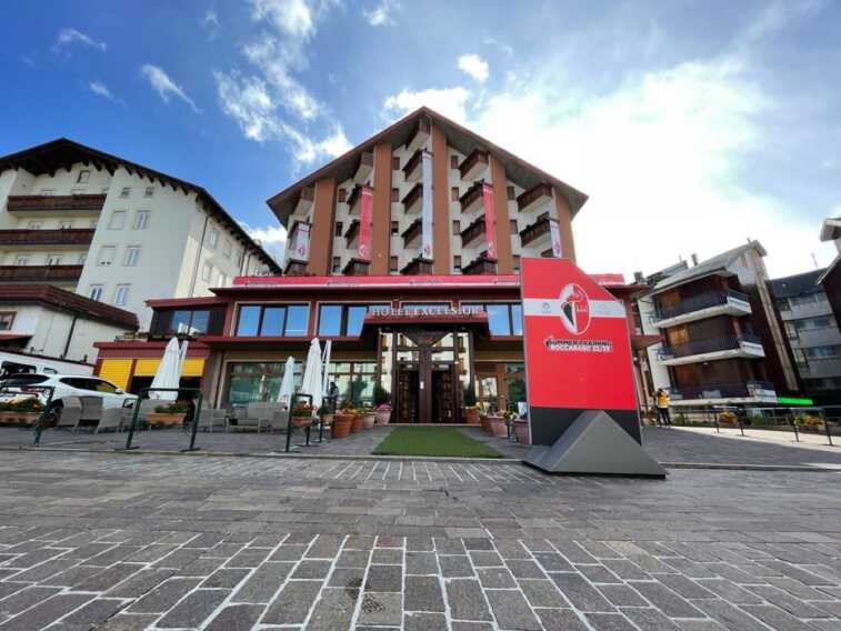 Due tribune, nuovi spogliatoi e panchine a bordo campo: così Roccaraso vuole stregare il Bari in ritiro – FOTO