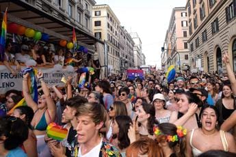 Galleria foto 'Roma Pride: “Revoca patrocinio Regione Lazio? Pro Vita ordina, politica esegue”' - foto 1