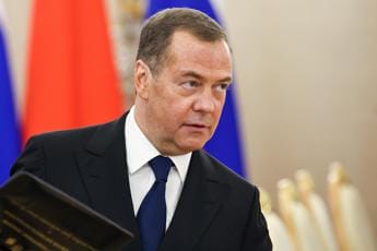 Galleria foto 'Russia, Medvedev: “Non consentiremo che pazzi criminali prendano potere”' - foto 1
