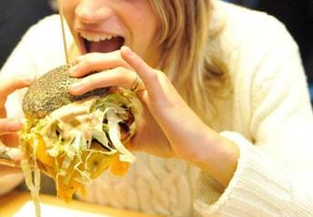 Galleria foto 'Salute, da Siprec i consigli per prevenire rischio cardiovascolare con l’alimentazione' - foto 1