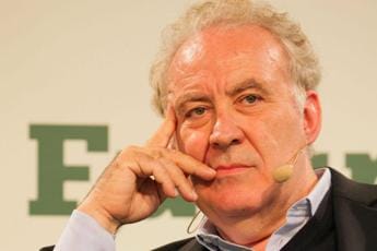 Galleria foto 'Santoro: “Berlusconi ha perso voti con Travaglio in tv”' - foto 1