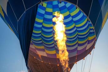 Galleria foto 'Svizzera, mongolfiera prende fuoco: 7 feriti di cui 3 gravi' - foto 1