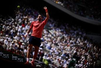 Galleria foto 'Tennis, ranking Atp: Djokovic scavalca Alcaraz e torna numero 1' - foto 1